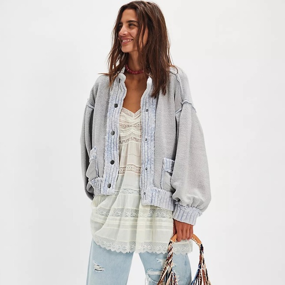 Free People We The Free Cute In This Cardi - Picture 3 of 4